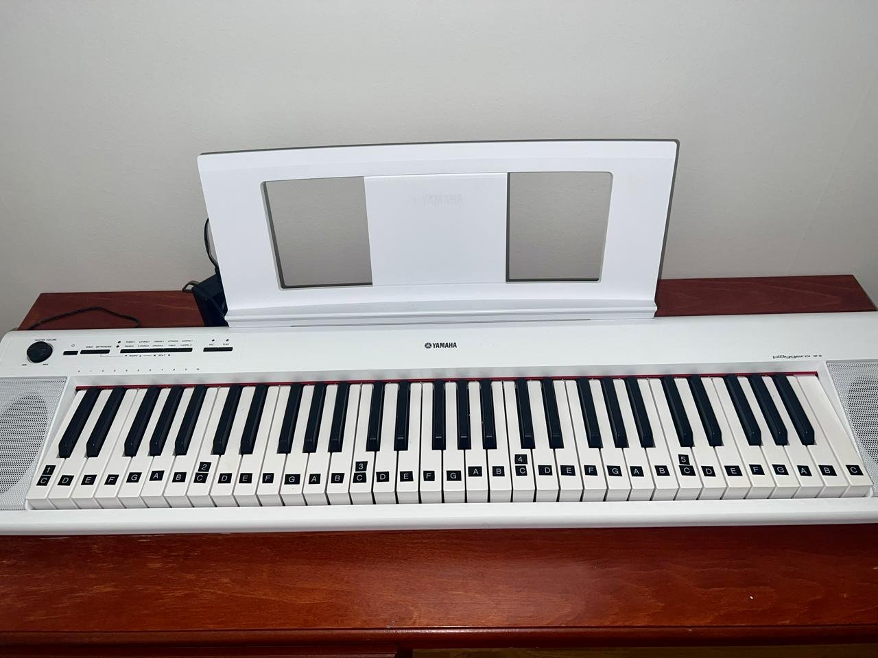 Yamaha digital keyboard, Piag...