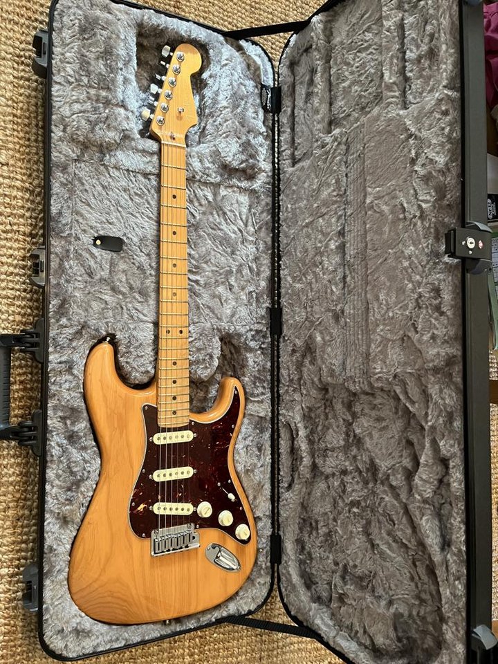 Fender Stratocaster Ultra
