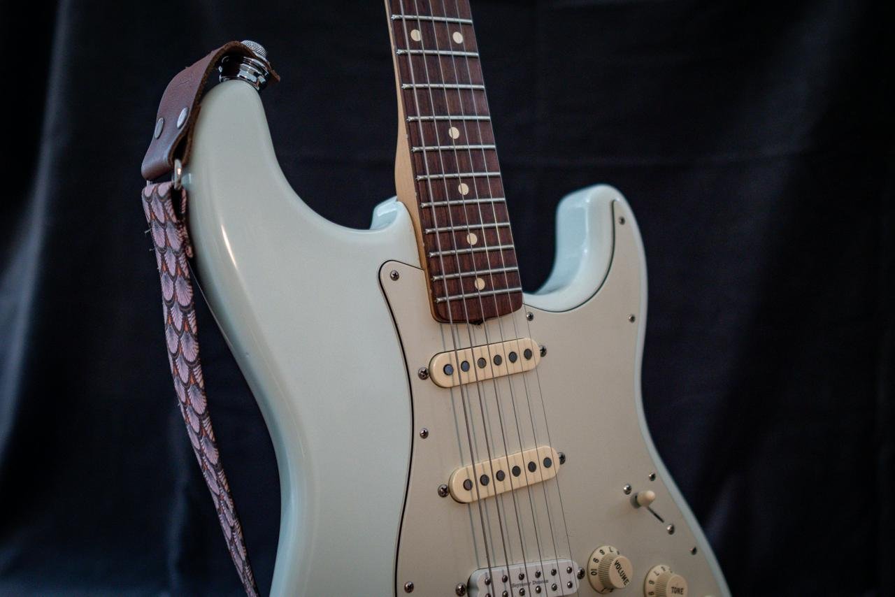 Fender Stratocaster Classic P...
