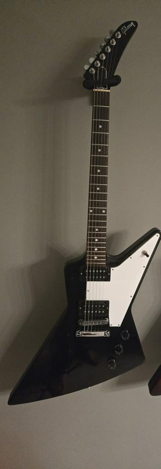 Gibson Explorer 2011