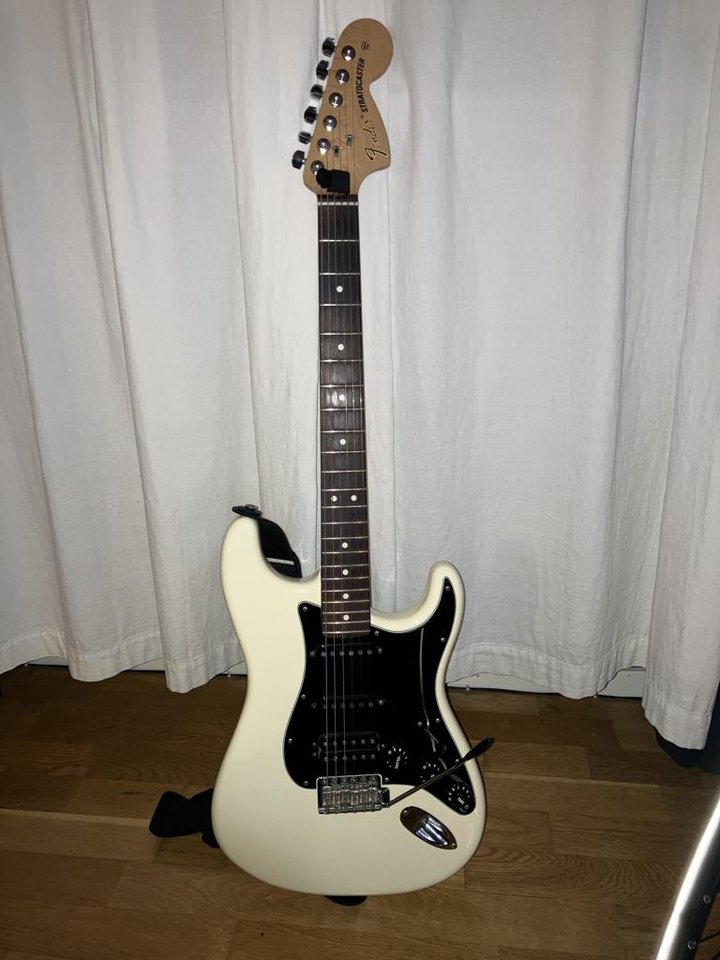 Fender American Special HSS S...