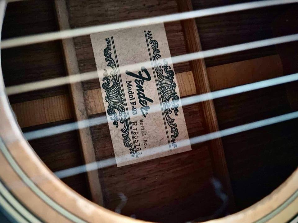 Fender1976 (handmade) D35 modell