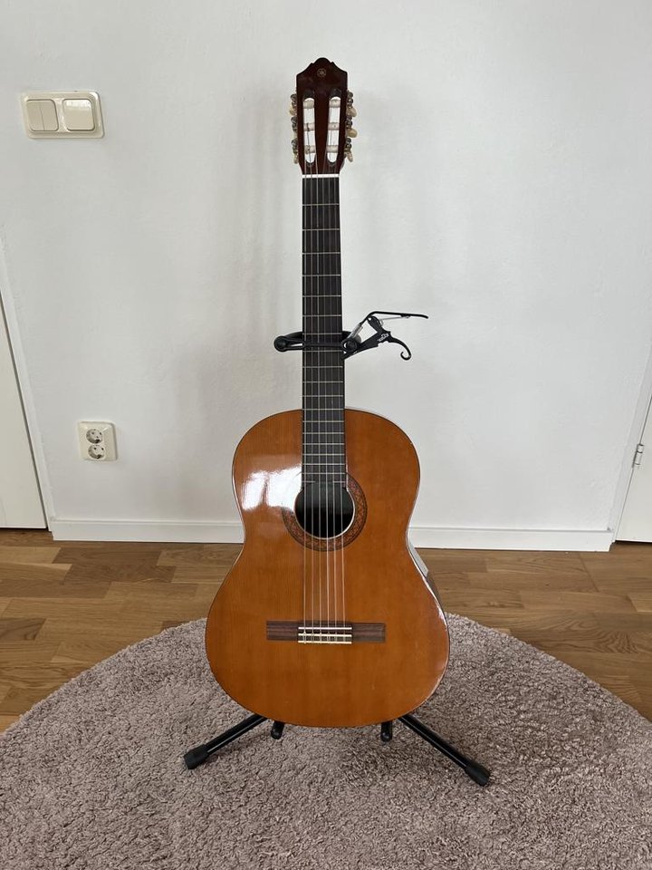 Gitarr Yamaha c40