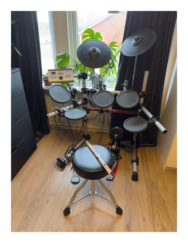 Yamaha Dtxpress IV digitalt t...