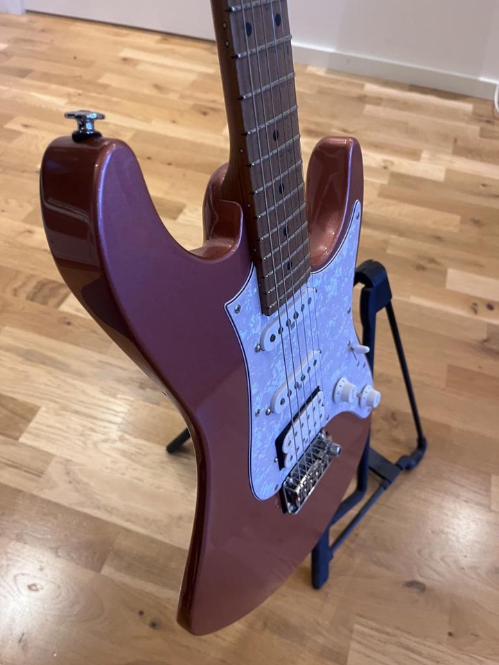 Ibanez AZ2204 