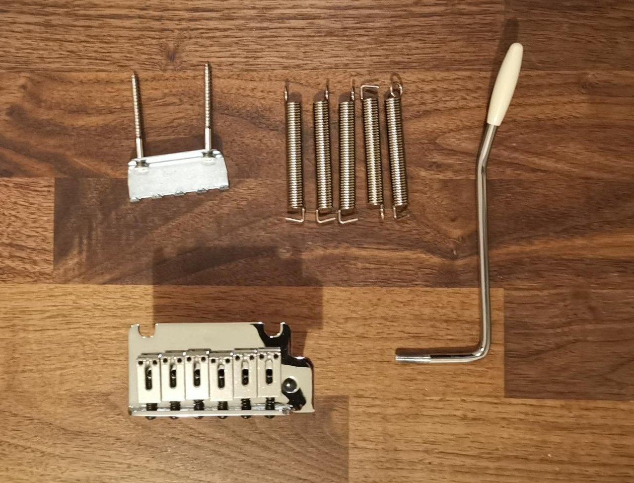 Fender Stratocaster Bridge / ...