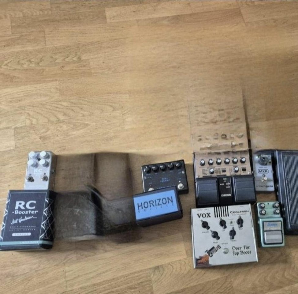 Gitarr pedaler 