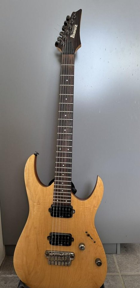 Ibanez RGA121 Prestige
