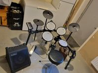 Roland digitaltrumset med tillbehör