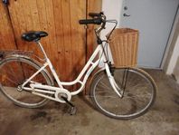 Cykel vermont Tyskland 28 tum med 3 vxl bra skick Ny servad