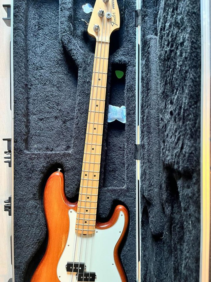 Fender Precision Bass America...