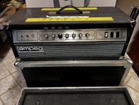 Ampeg V4 -76 med flightcase