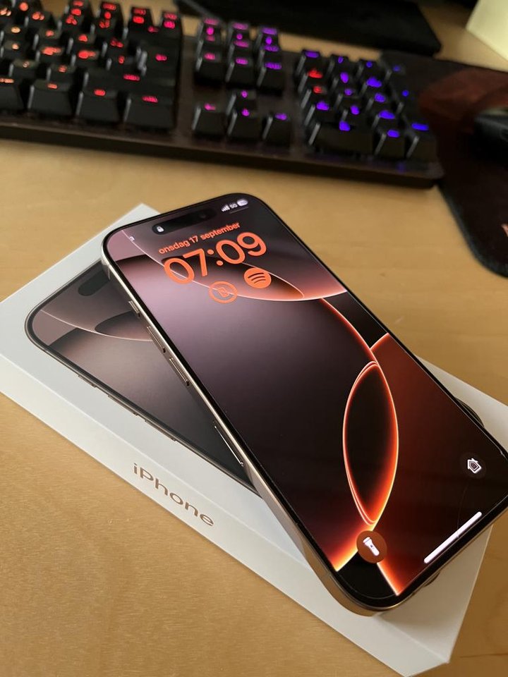 iPhone 16 Pro Desert Titanium
