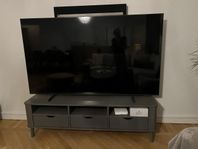 Ommålad tv-bänk