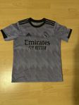 Real Madrid bortatröja 2022-2023