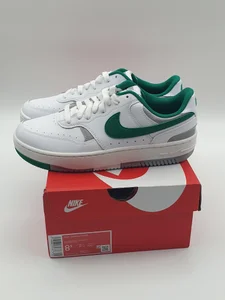 Nike Gamma Force Dam Storlek 40 Oanvänt .