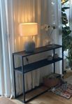 Bordslampa, Mio