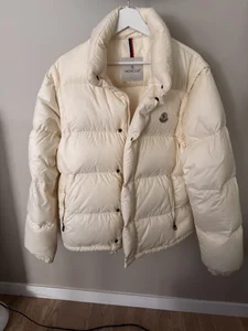 moncler jacka, grå burberry 