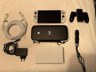 Nintendo switch OLED vitt med fodral och minneskort