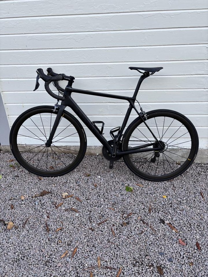 Canyon Ultimate CF_SLX