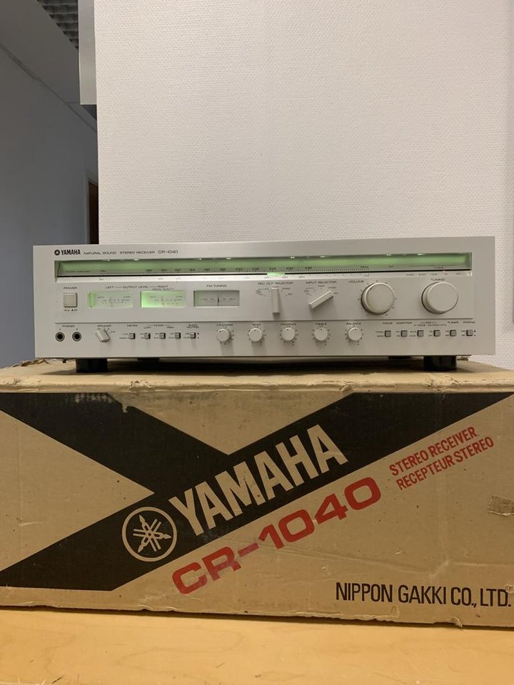 Yamaha CR 1040 Marantz 4220