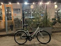 Helkama Ella. säljer min fin cykel 24tum,3 växlad. 