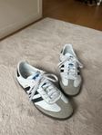 Adidas samba sneakers 
