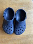Crocs tofflor C 10 (EU 27-28)