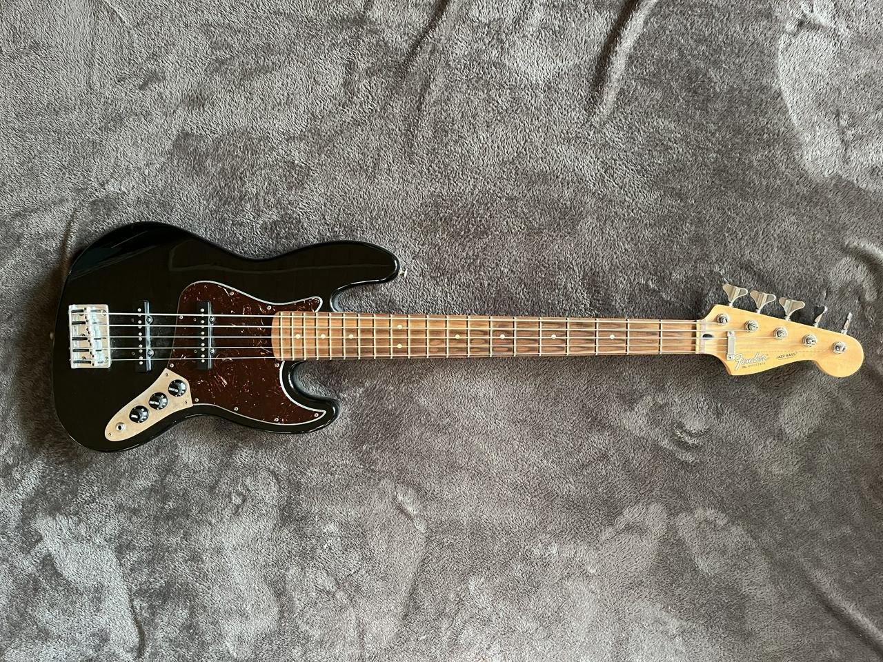 Fender Jazz Bass V – 5-sträng...