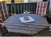 endast utebordet är kvar 