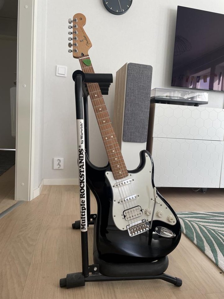 Fender Stratocaster HSS MiM