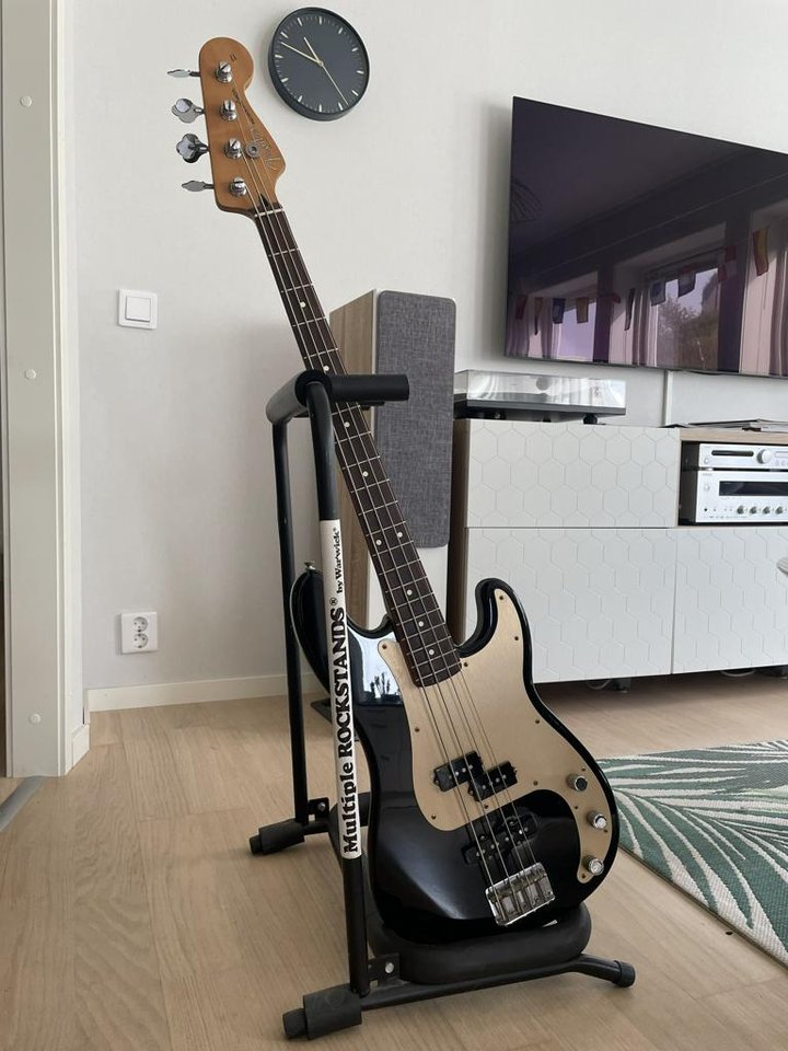 Fender Precision special, del...
