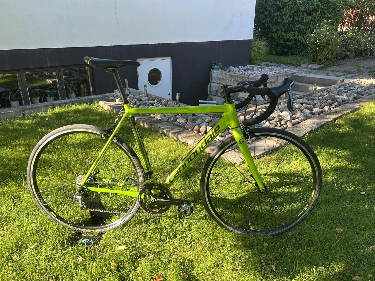 Cannondale CAAD Optimo Tiagra...