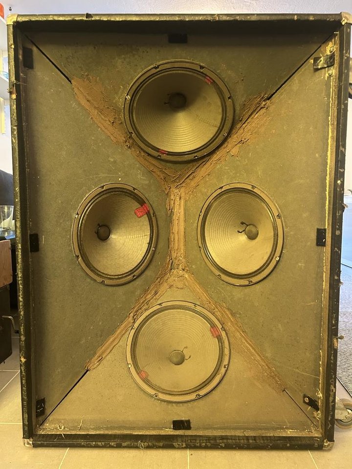 Fender Bassman 100