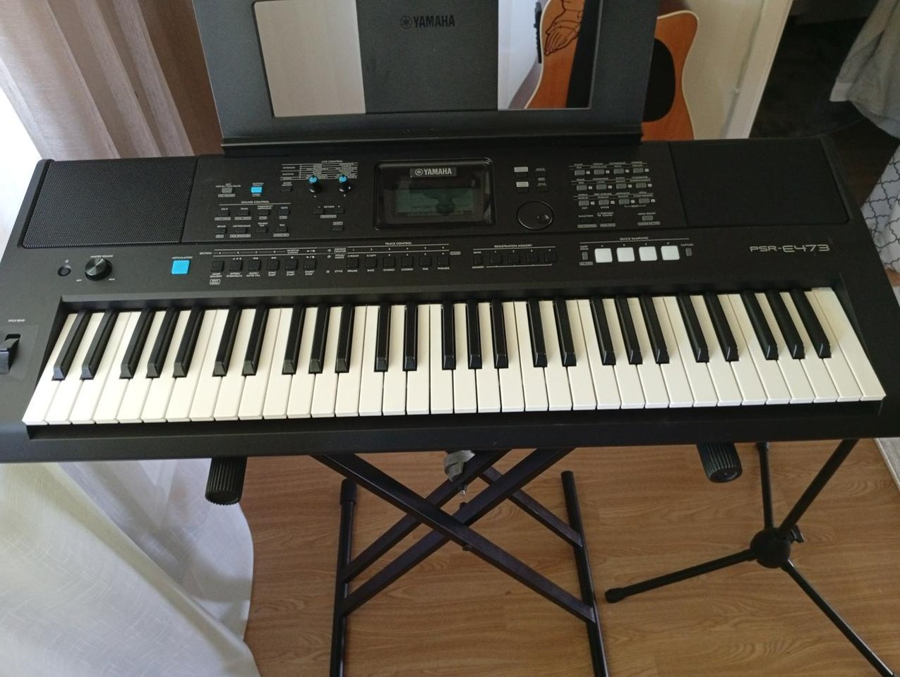 yamaha keyboard psr e473