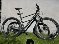 Nyskick Scott Scale 980 Iridium Black 29” mountainbike