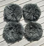 4 stolsdynor i fårskinn