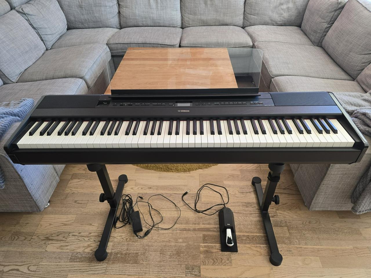 Yamaha P-515 Svart