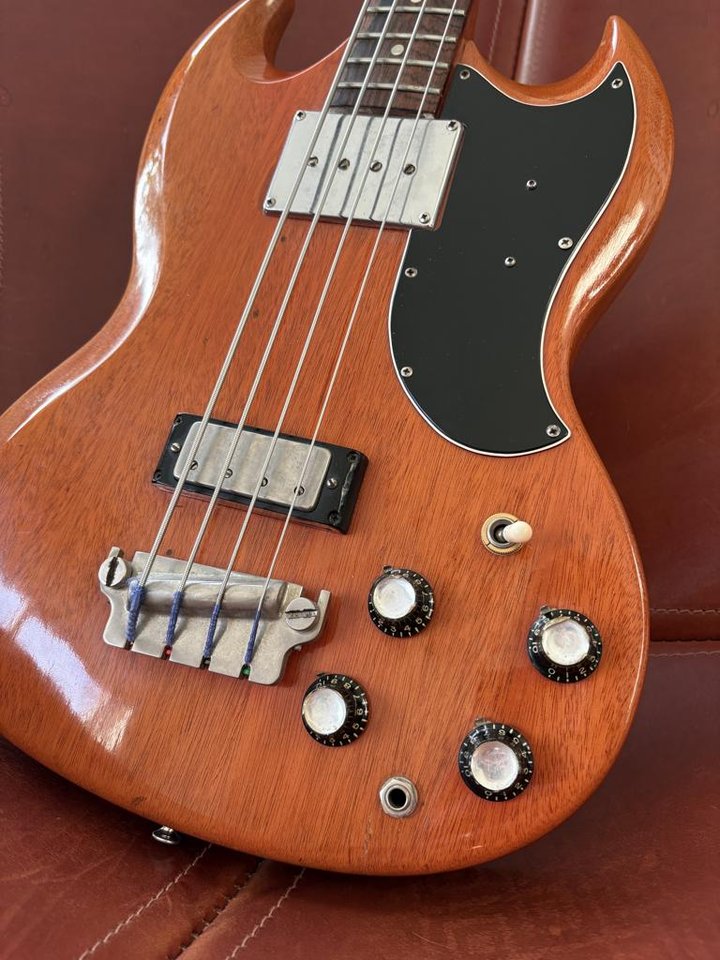 Gibson EB3 