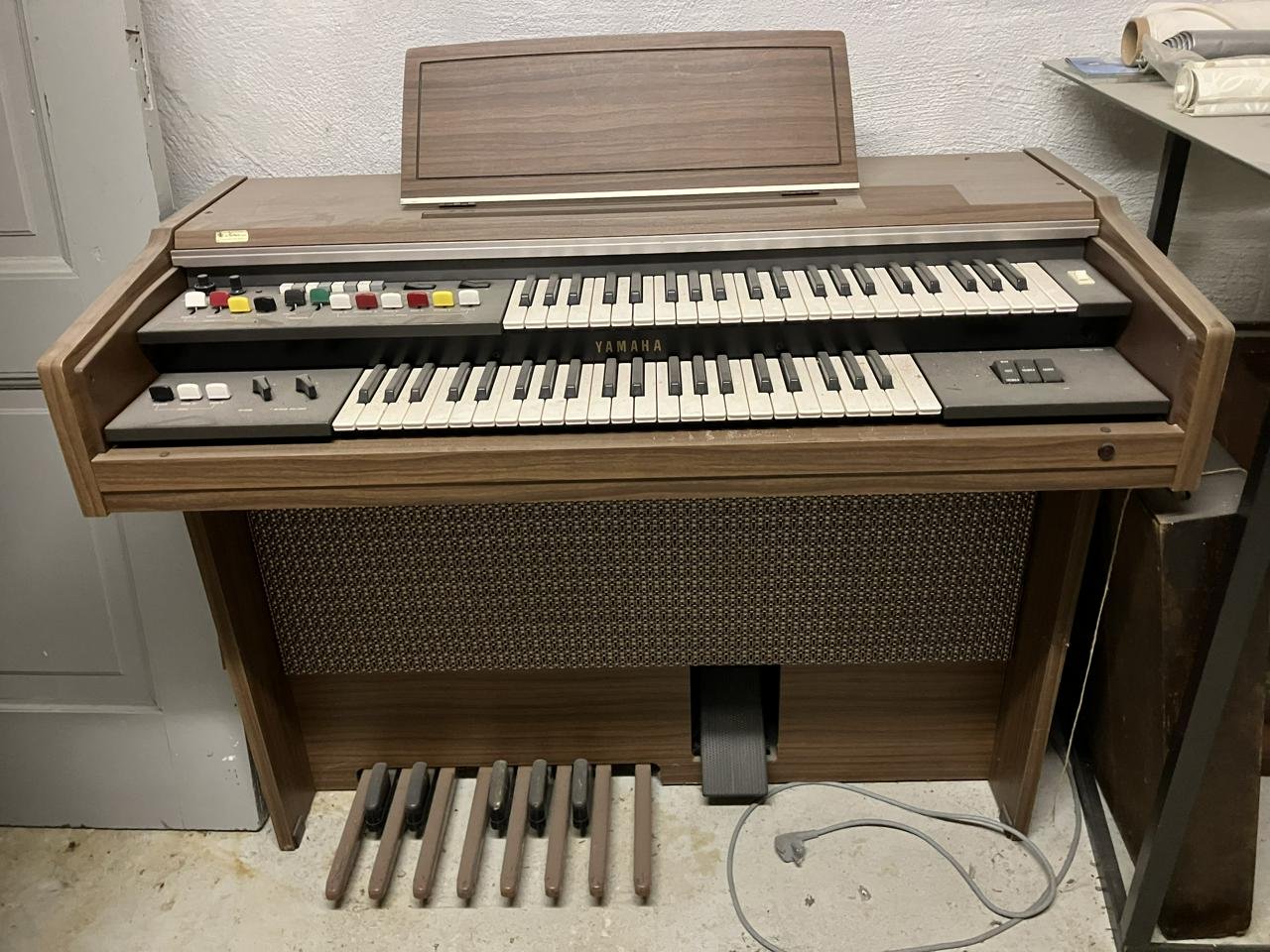 Elorgel 100kr Yamaha klassisk 