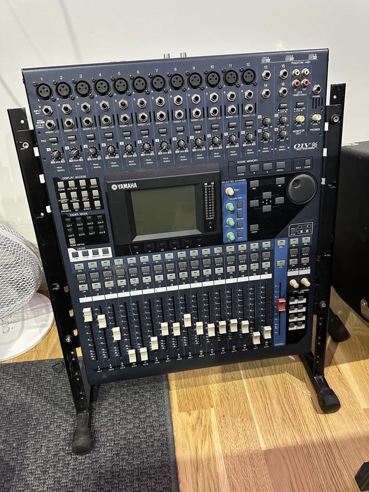 Yamaha 01V96 + MY16-AT Adat-e...