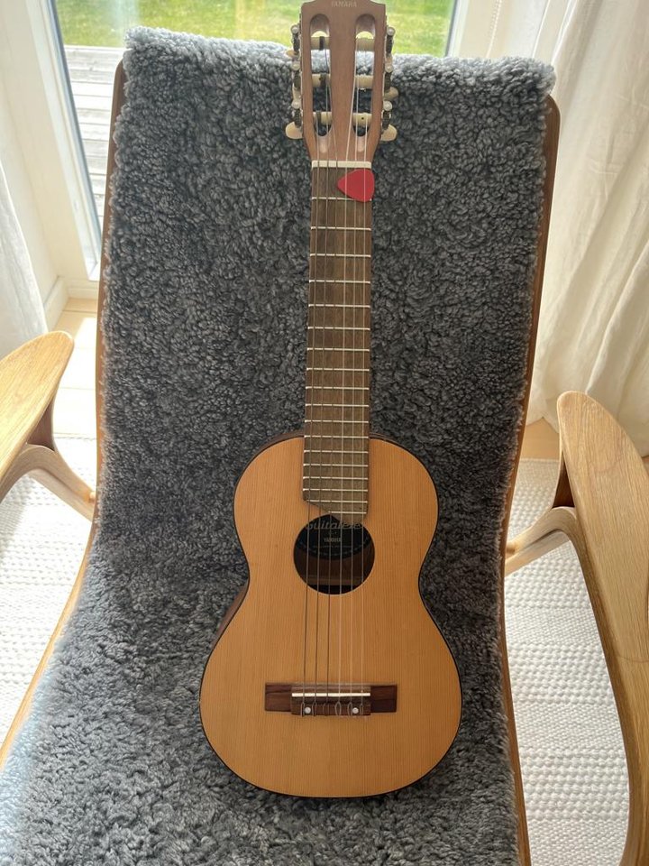 Guitarlele Yamaha 