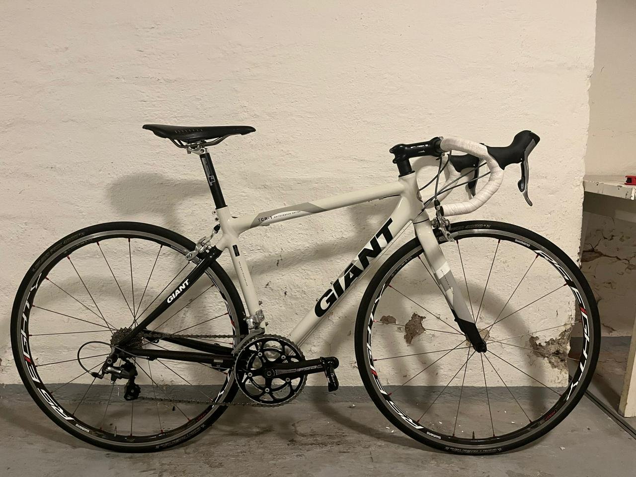 Racer Giant TCR-1