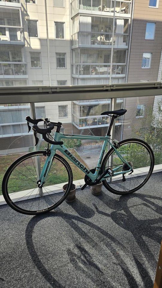 Bianchi intrepida 105 kolfibe...