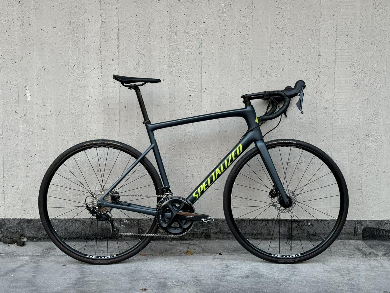 Landsvägscykel specialized ta...