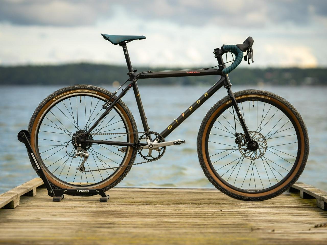 Custom gravel Miyata Skyrunne...