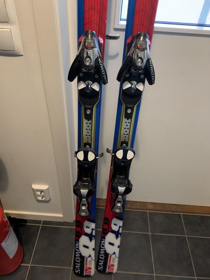 Komplett Salomon skidutrustning