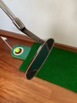 Black Diamond putter.
