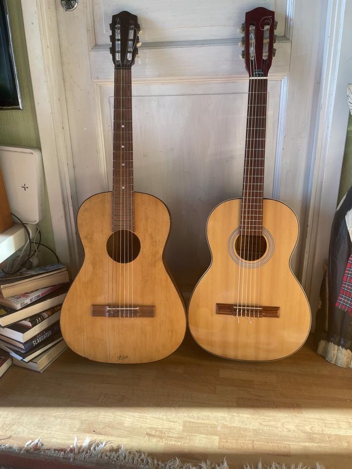 Höfner och Ariana 3/4