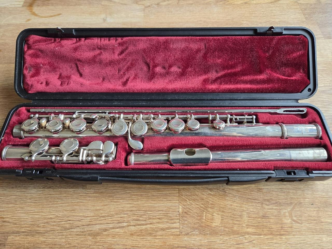 Yamaha YFL211 tvärflöjt,  stu...